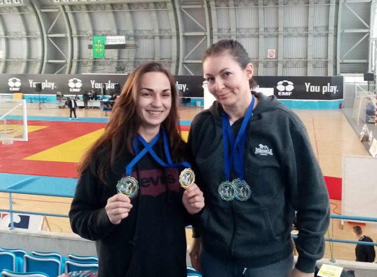 JU JUTSU KLUB DUBROVNIK  Pet medalja Ivane Reškovac i Jelene Menalo