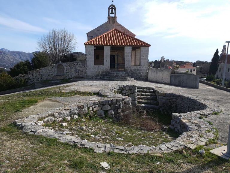Znate li čemu je služio bazen pokraj stare crkve sv. Ane na Brgatu?