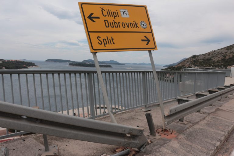 TJEDAN NA CESTAMA: Zabilježeno šest prometnih nesreća, onoj na mostu dr. Franja Tuđmana kumovao alkohol