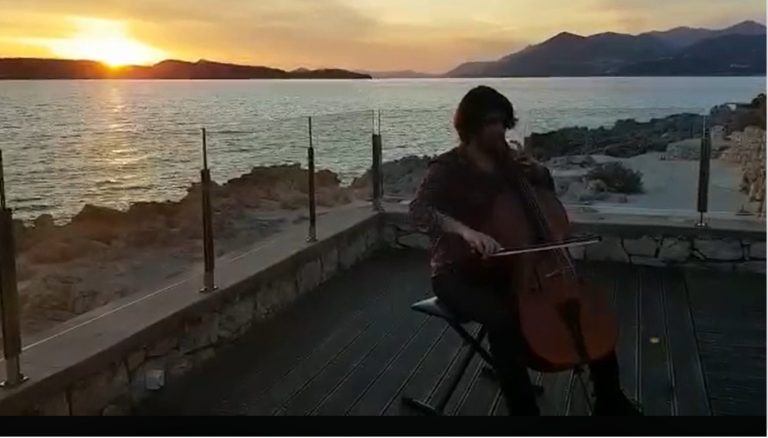 Dirljiva poruka glazbenika Vida Veljaka uz zalazak sunca u Dubrovniku