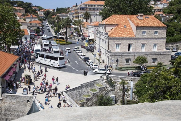 Prijevoznici organiziraju prosvjed u 5 do podne – traže moratorij na leasing za vozila i plovila