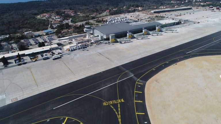 Zračna luka Dubrovnik uplatila 150 000 kuna teško oštećenoj bolnici u Sisku