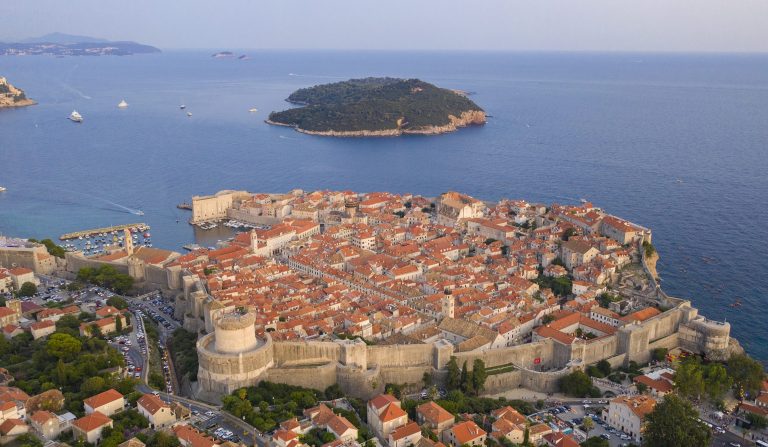 Protekli vikend u Dubrovniku ostvareno nešto više od četiri tisuće noćenja, gosti većinom Hrvati i Nijemci