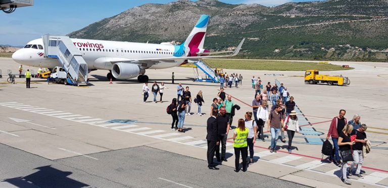 Prema informacijama HTZ-a najviše letova najavljeno za Split i Dubrovnik