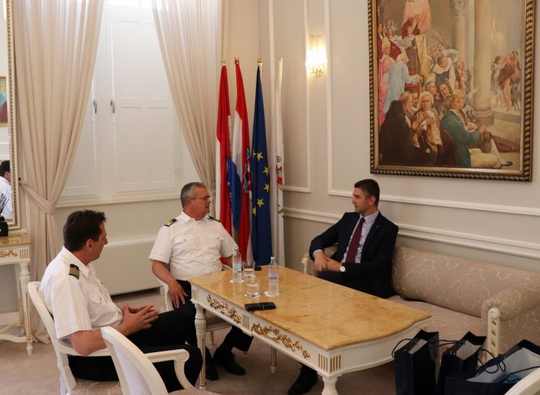 Gradonačelnik Franković primio predstavnike Hrvatske ratne mornarice