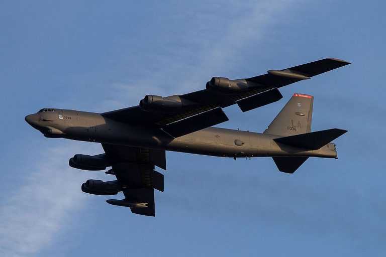 Nemojte se prepasti oko 16 sati nadletit će nas američki bombarder B-52