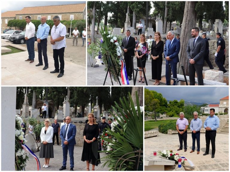 POLOŽENI VIJENCI, ZAPALJENE SVIJEĆE Predstavnici vlasti odali počast poginulim braniteljima