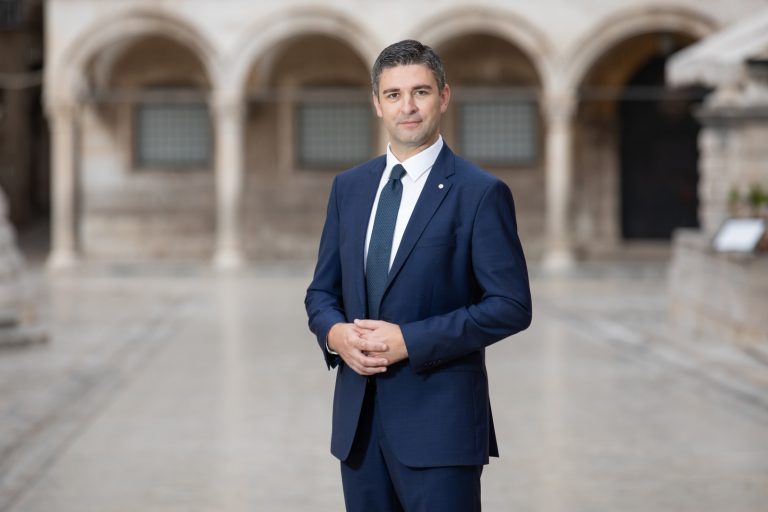 Gradonačelnik čestita: sjećanja su još uvijek živa i donose tugu, ali i ponos