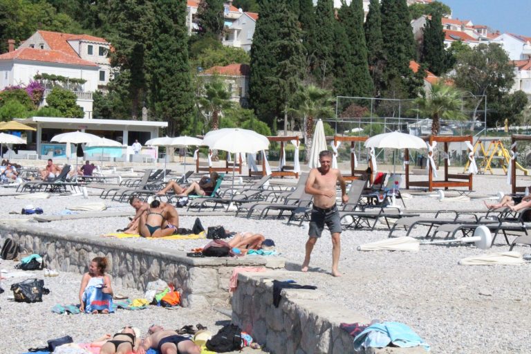 FOTO: Ljeto u Uvali još traje