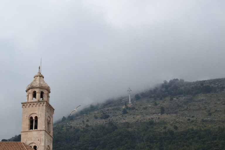 DHMZ IZDAO POSEBNO PRIOPĆENJE Stižu pljuskovi praćeni grmljavinom, moguće i pijavice