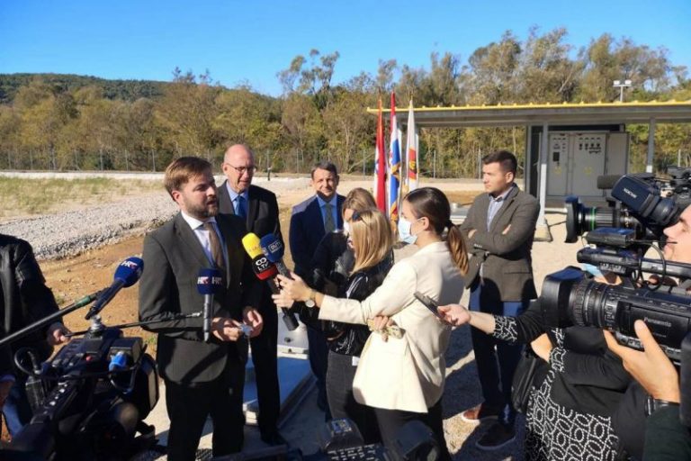 Ministar Ćorić nazočio svečanom puštanju u rad kanalizacijskog sustava na Grudi vrijednog 14 milijuna kuna