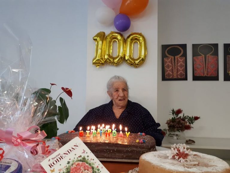 PUNO ZDRAVLJA I VESELJA Gospođa Kate  Braičević danas slavi 100. rođendan