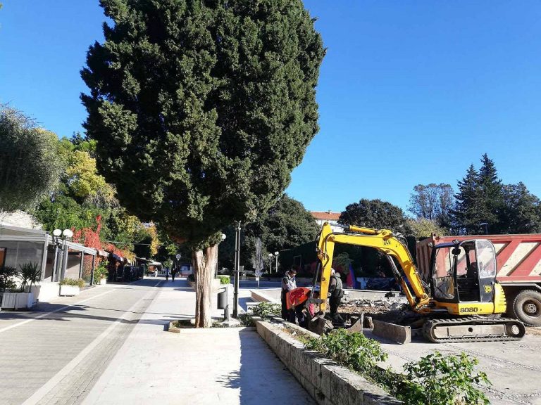 UVALA LAPAD Zvono: ne gradim parking, uređujem parcelu