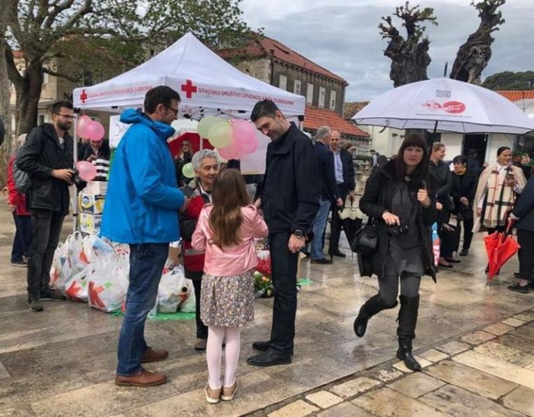 Caritasova akcija “Podijelimo radost Božića” i ove godine na Pilama