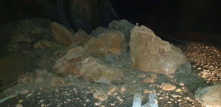 PRIOPĆENJE IZ MINISTARSTVA PROMETA Poduzet ćemo mjere osiguranja ceste zbog odrona sa Srđa