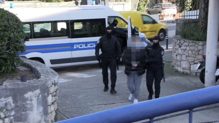 VIDEO: Dubrovačka policija razbila lanac preprodaje kokaina