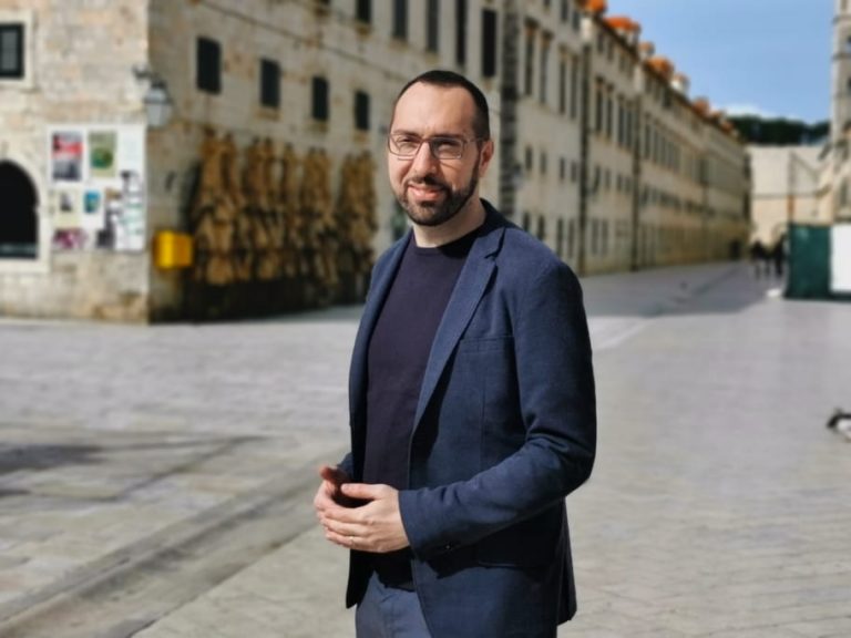 Tomislav Tomašević o dočeku Nove godine: “Dubrovnik troši više novca na zvijezdu večeri nego Zagreb”