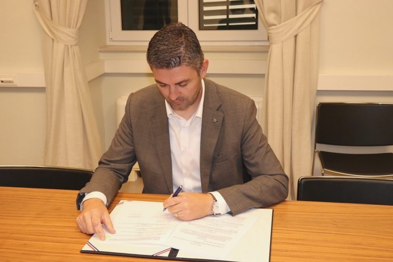 Gradonačelnik potpisao Kolektivni ugovor za zaposlene u kulturi