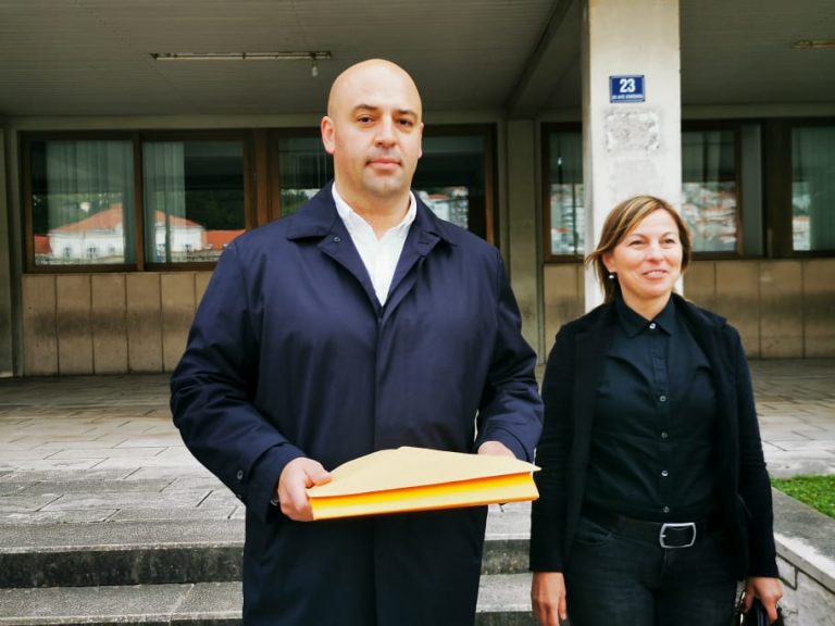 Roko Tolić predao preko dvije tisuće potpisa podrške njegovoj kandidaturi