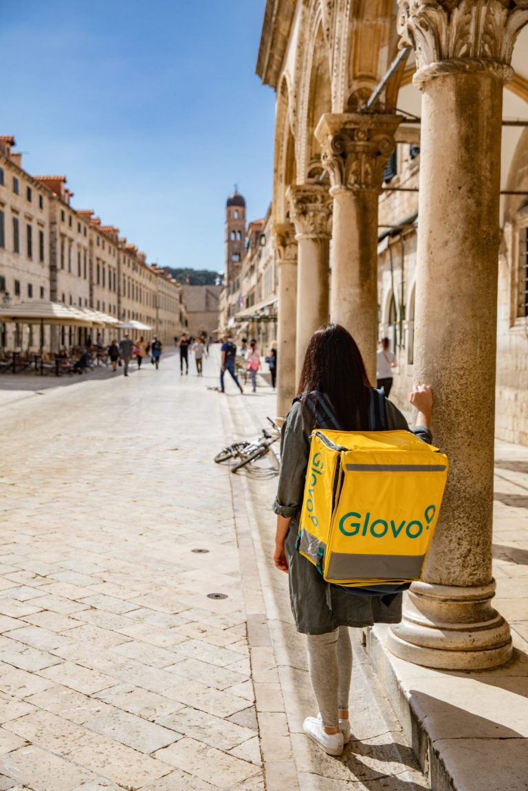 Koliko Hrvati mjesečno troše na dostavu hrane? Odgovori su šokantni