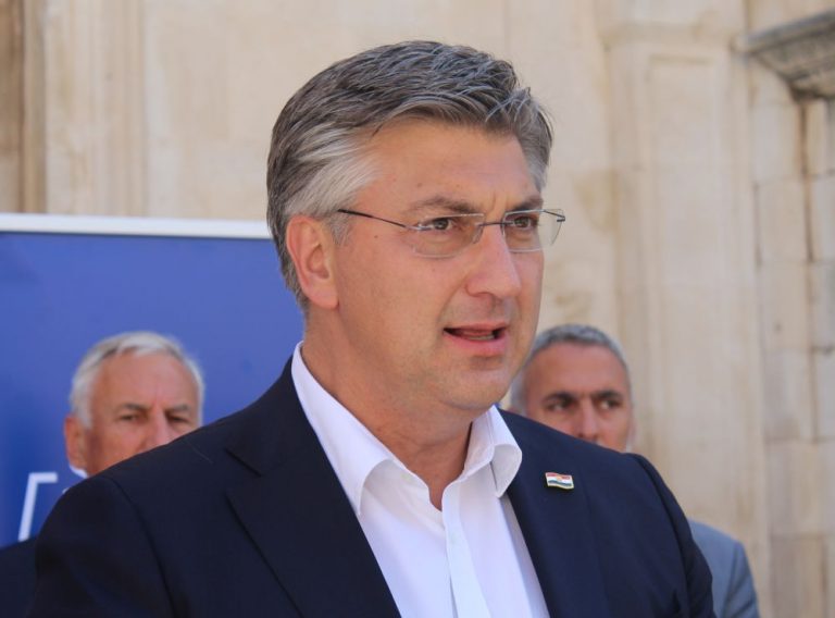 Plenković: Cijepljenje će biti uvjet za dobivanje covid potpora