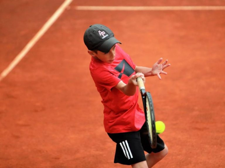 Lorenzo Butigan pobjednik tenis turnira u kategoriji do 10 godina
