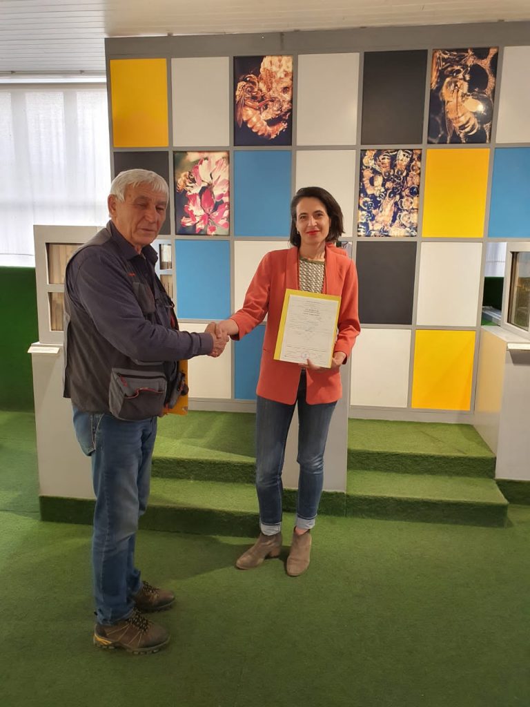 Katarina Ivanišin Kardum, slikarica s diplomom pčelarke: pčele su, jednostavno, divne!