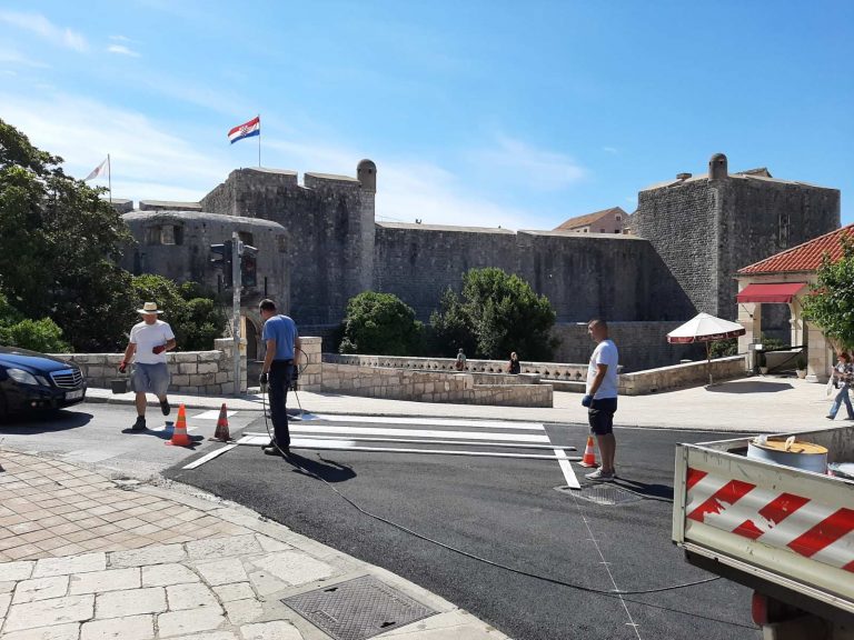 GRAĐANIN KOMUNALNI REDAR: ‘Ko je ođe lud?