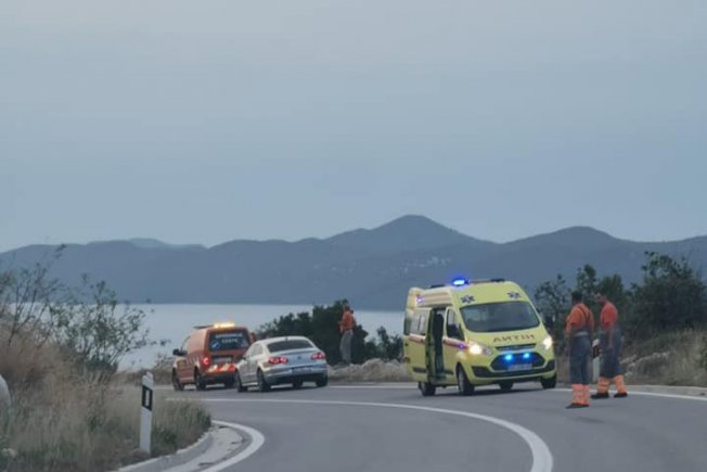 U prometnoj nesreći u Dolima teže ozlijeđeno dvoje djece