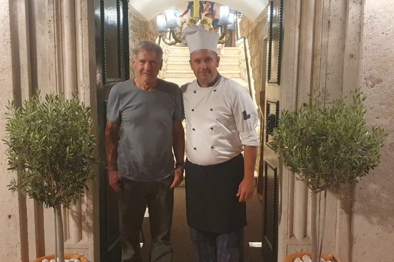 Harrison Ford uživao na večeri u restoranu Posat