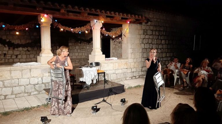 Tražila se stolica više na „Mari i Kati“na Šipanu