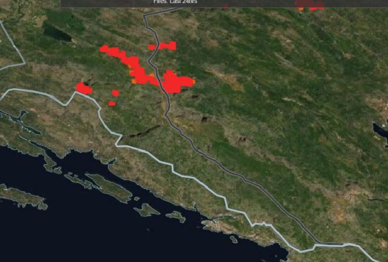 Dubrovnik se opet probudio obavijen dimom – gori iza granice poviše Primorja