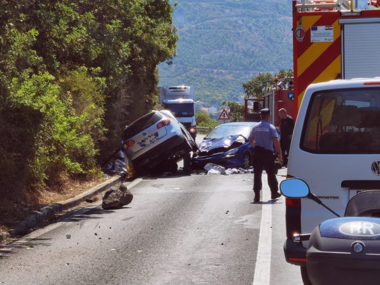 PROMETNA U SOLINAMA Jedna osoba teže ozlijeđena, kilometarske gužve kroz Župu