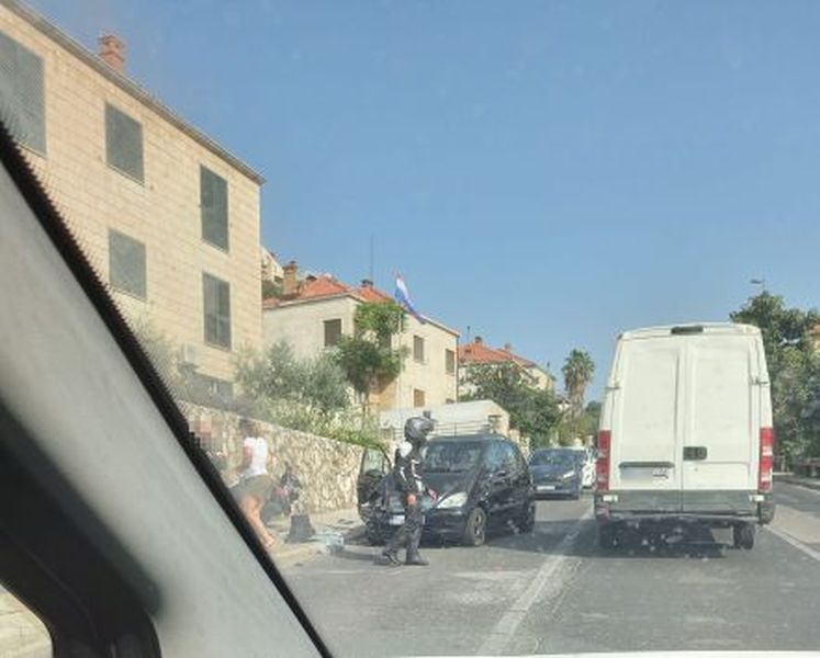 SUDAR KOD VODOVODA Ozlijeđen vozač motocikla