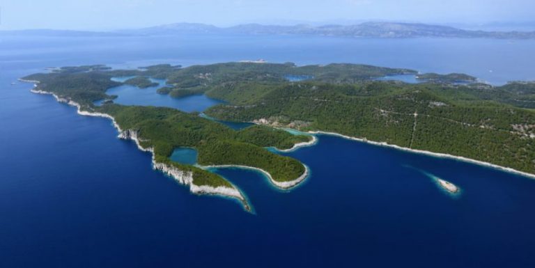 Općina Mljet prodaje 30 tisuća kvadrata građevinskog zemljišta u uvali Sutomiholjska