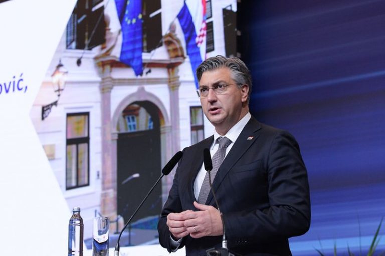 Premijer Plenković: Rezultati turističke sezonu su iznad očekivanja, s gradonačelnicima i načelnicima smo dogovorili beskamatne zajmove