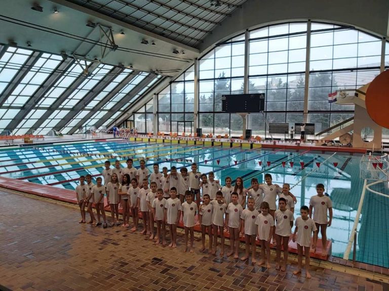 5 medalja na Zlatnom dupinu za plivački klub Jug