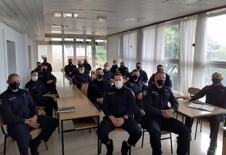 Interventni policajci u Platu učili o zaštiti temeljnih prava migranata