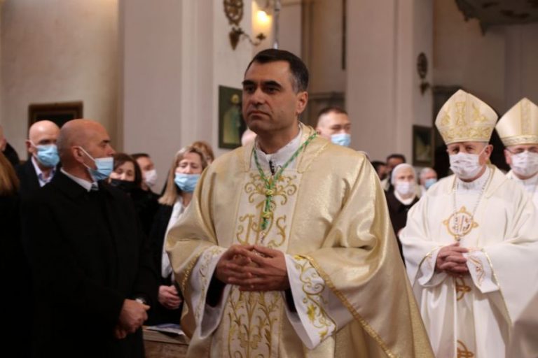 Biskup Glasnović poručio puku Dubrovačke biskupije: Svi smo mi Vlahovi ljudi, a to nas obvezuje na zajedništvo