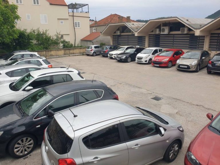 Gradsko vijeće mijenja odluku o PPK kartici i parkiranju u poslovnoj zoni