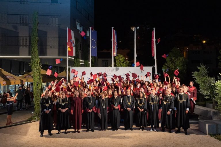 SVEČANA PROMOCIJA čestitamo magistrima i prvostupnicima