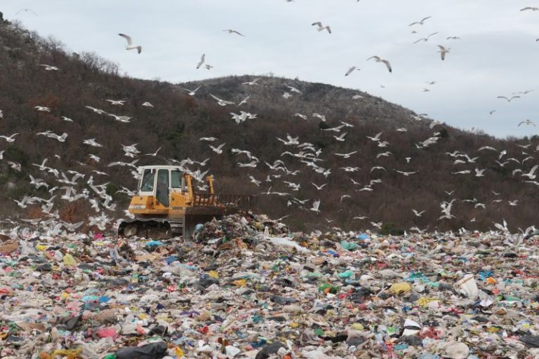 PORAZNA STATISTIKA Najviše otpada proizvodi Općina Ston, čak 1089 tona po stanovniku