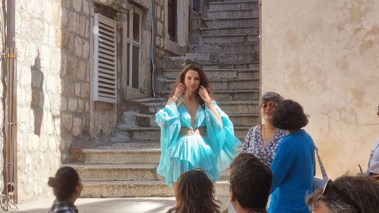 Indijska ekipa snima glazbeni spot – Dubrovnik kao grad za medeni mjesec
