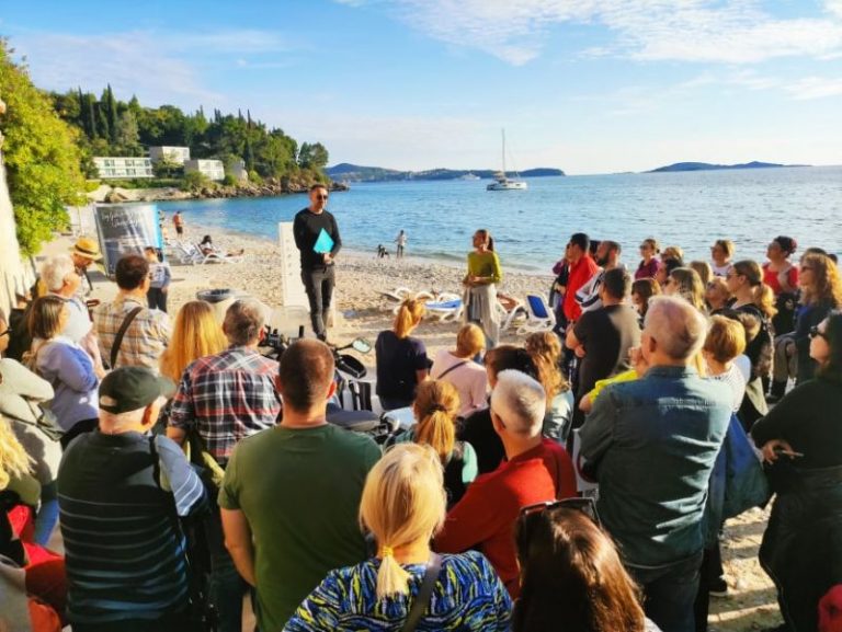 I ovoga ljeta prošetajte kroz povijest Mlina uz Vedrana Mezeija