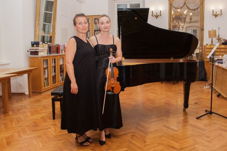 U Saloči od zrcala održan donacijski koncert ukrajinskih glazbenica