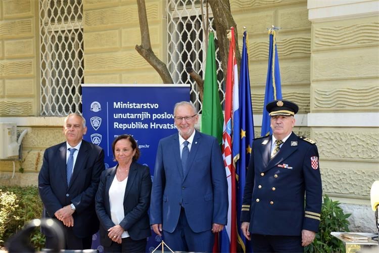 Italija i Hrvatska u Dubrovniku potpisale Memorandum o suradnji u borbi protiv droga