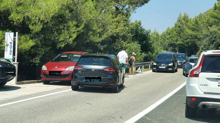 OPREZ VOZAČI: Sudar na Ratcu, promet se odvija uz regulaciju