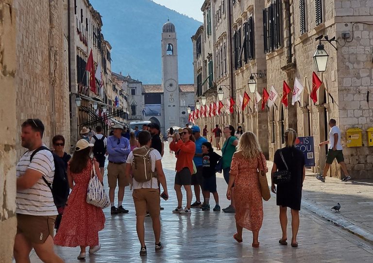 DUBROVNIK: Srpanj dosegao 91 posto turističkog prometa rekordne 2019.