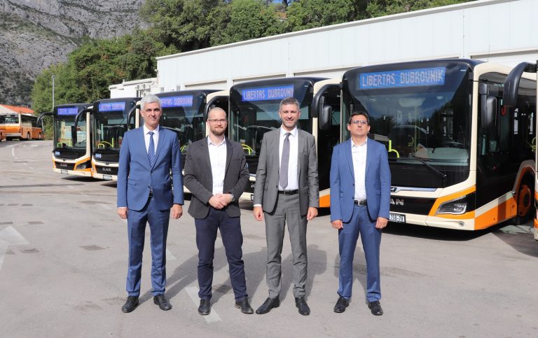 Predstavljeno osam novih autobusa financiranih EU sredstvima