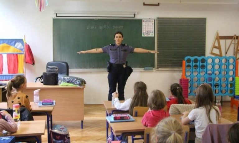 Povodom Dana policije policijski službenici posjetili djecu u školama i vrtićima